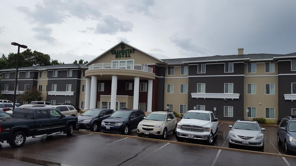 Grandstay Residential Suites Hotel - Eau Claire Eksteriør bilde