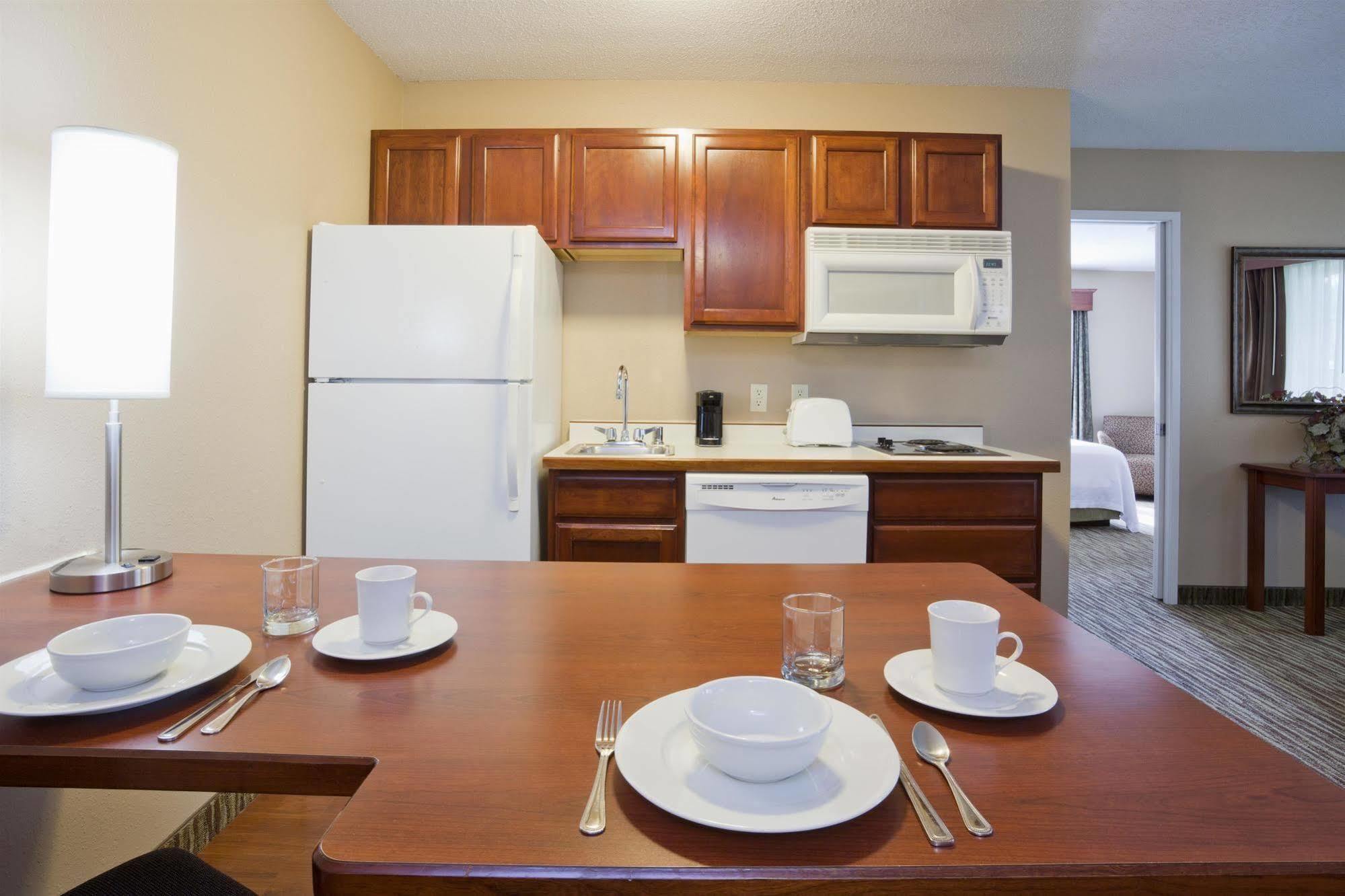 Grandstay Residential Suites Hotel - Eau Claire Eksteriør bilde
