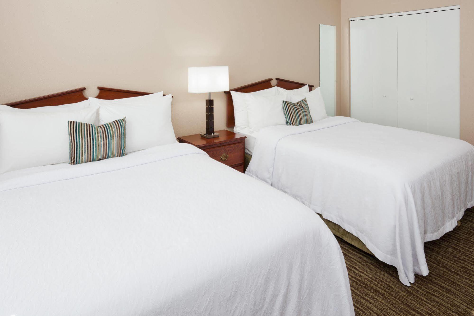 Grandstay Residential Suites Hotel - Eau Claire Eksteriør bilde